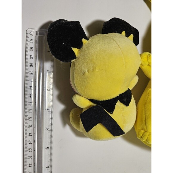 Vintage Pikachu And Pichu Band Presto Plushies 2000 DX Deluxe Stuffed Animal Toy - Picture 10 of 16